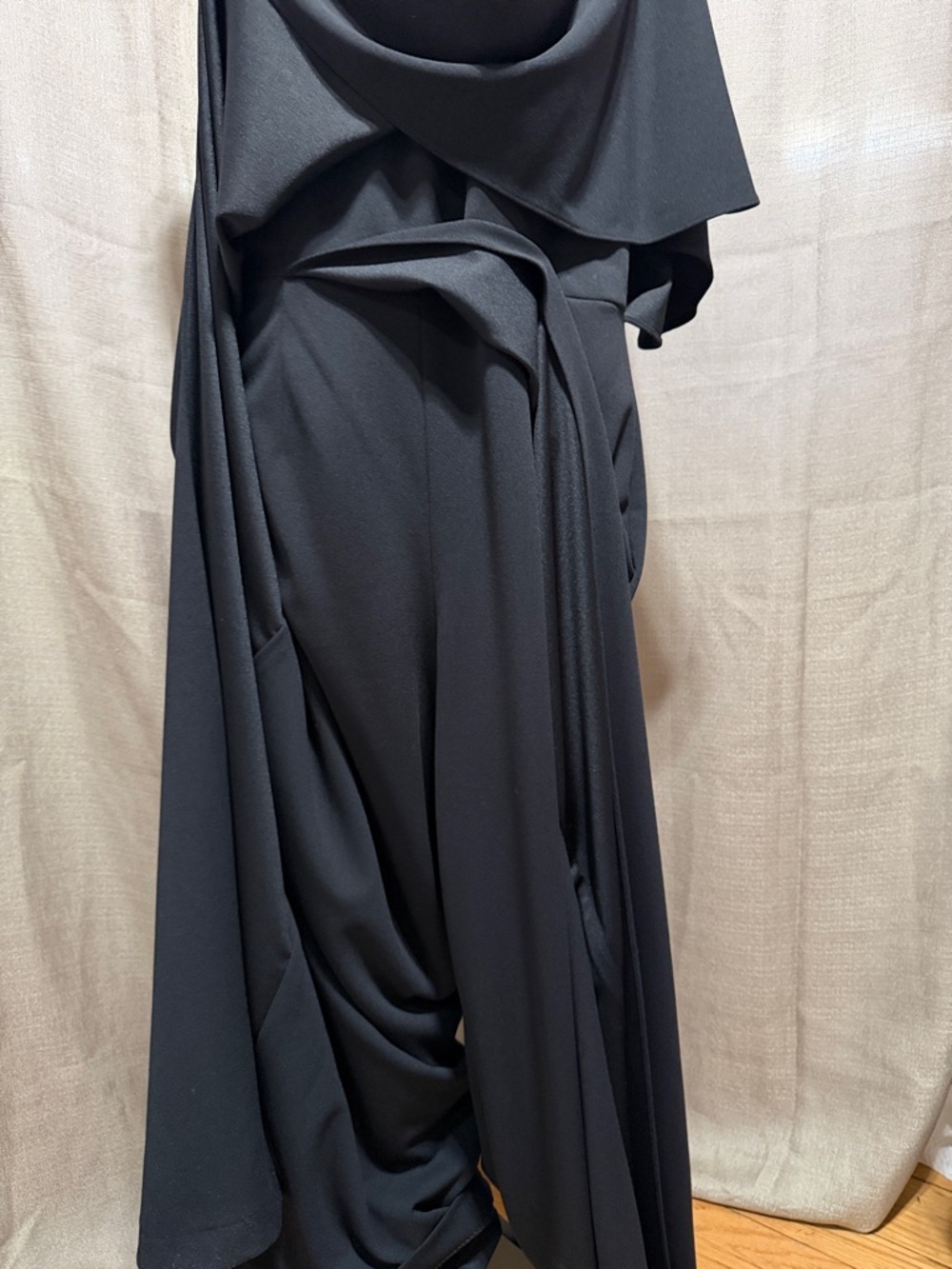 Adrianna Papell Black One-Shoulder Draped Jumper Pants / Formal Sz 14 - Picture 3 of 8